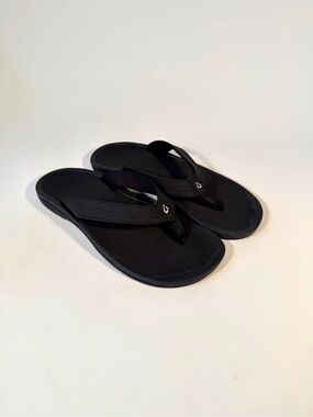 OluKai Ohana Womens Sandals Flip Flops Black Sz 10 Beach Vacation